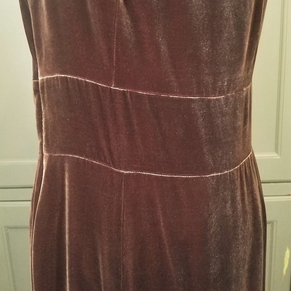 Ann Taylor Loft Velvet Dress Size 12 Never Worn! - Picture 7 of 9